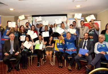 40 trabajadores venezolanos reciben certificados de competencia