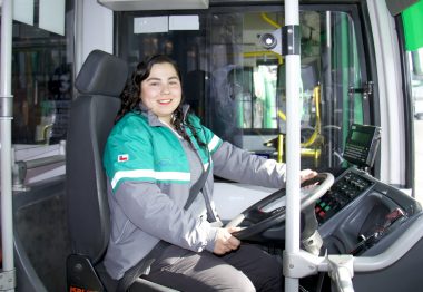 Bases de licitación para nuevo sistema de transporte público de Santiago incorporan exigencias de Certificación